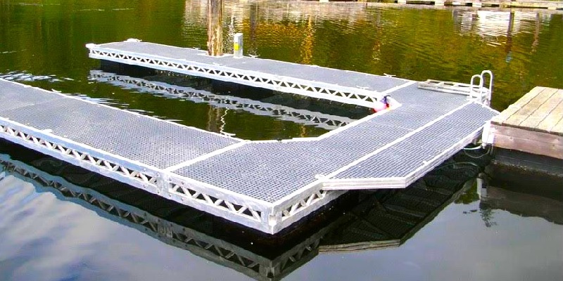 benefits of choosing fiberglass docks