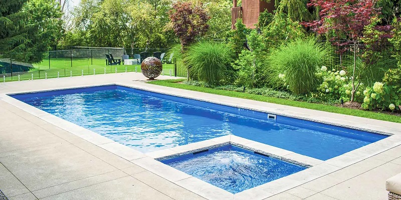 why choose fiberglass pools with built in hot tub